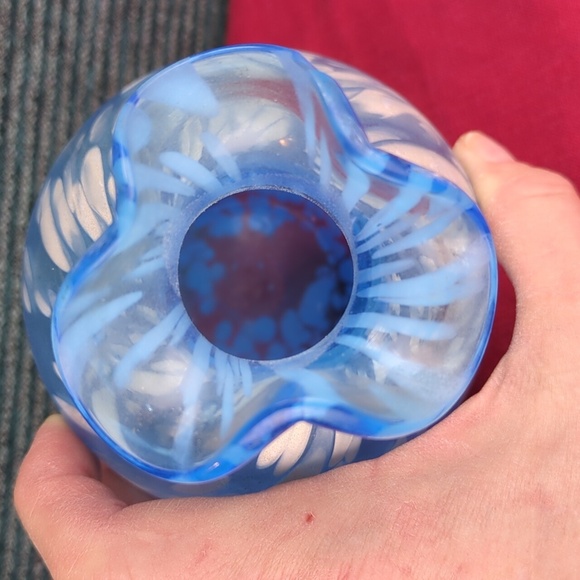 Vintage Hand Blown Blue And White Bud Vase 6.5" Tall - Picture 6 of 8